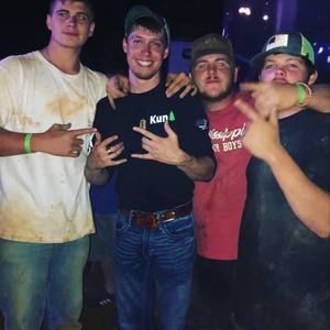 Meet your Posher, Tyler